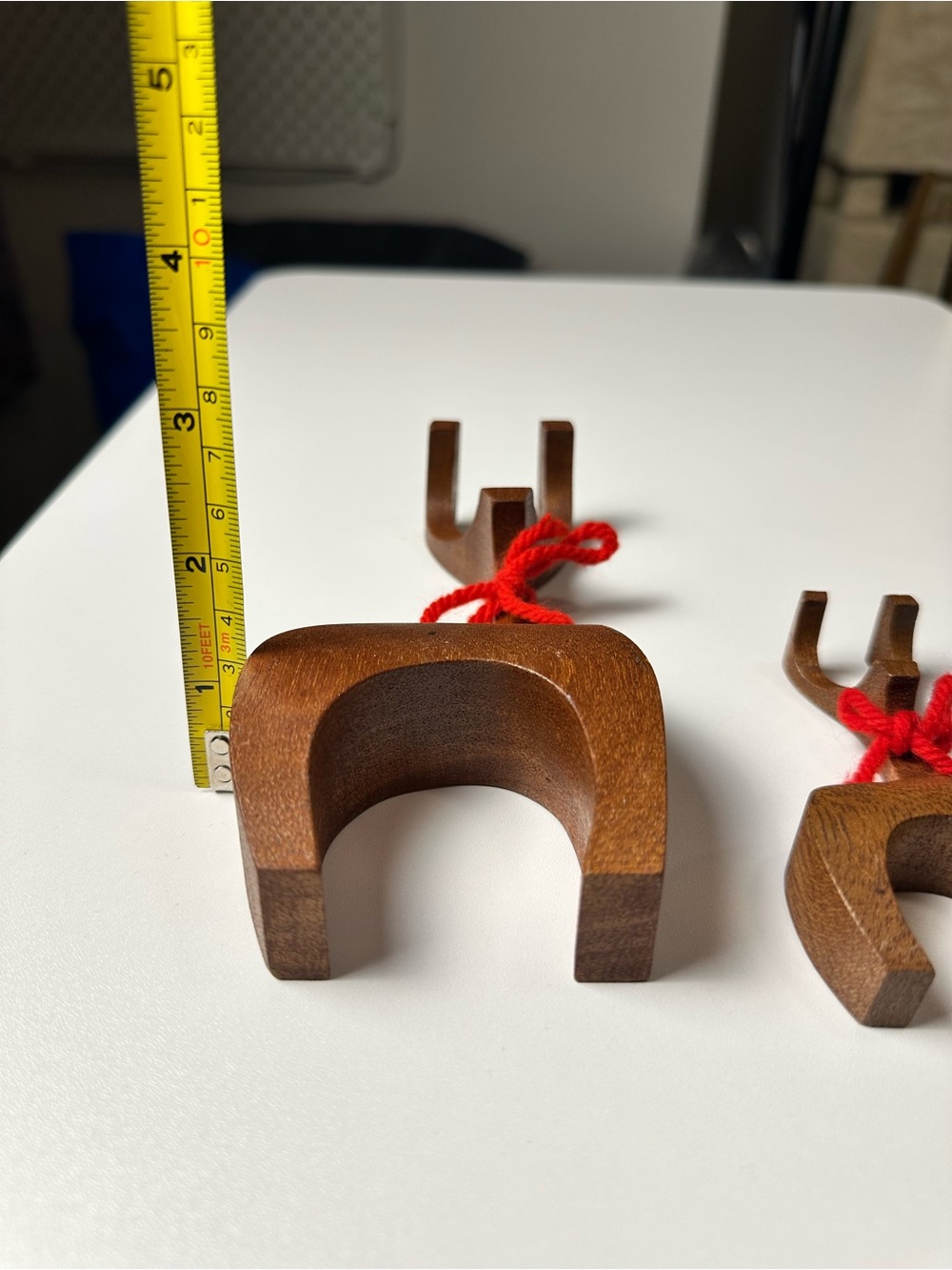 Vintage MCM Scandinavian/Danish-style Wooden Reindeer Mother & Fawn Figurine Set - Picture 12 of 13